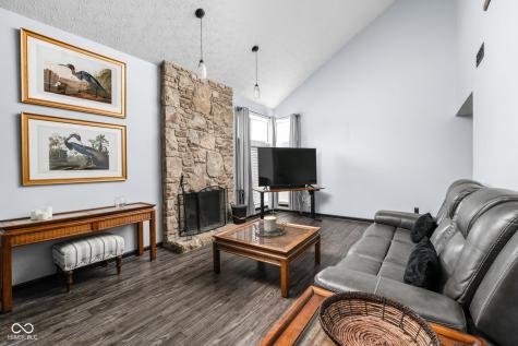 9216 Homeside Drive Indianapolis IN 46250