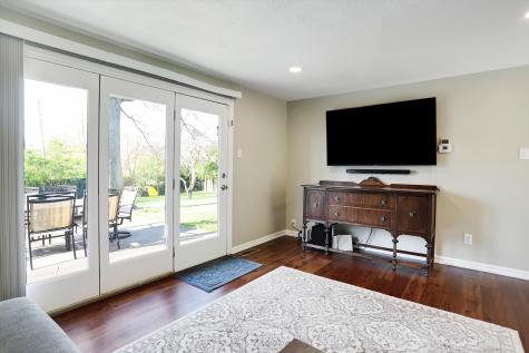 1533 W 79th Street Indianapolis IN 46260
