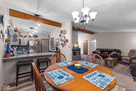 3727 Oil Creek Drive Indianapolis IN 46268