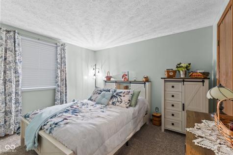 3727 Oil Creek Drive Indianapolis IN 46268