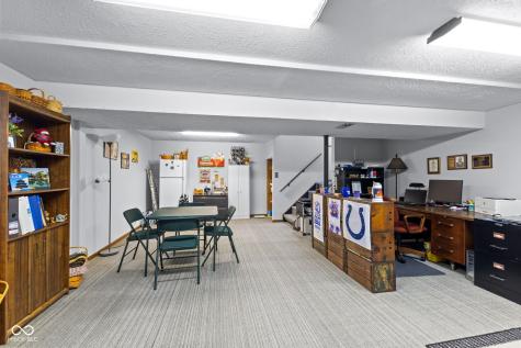 3727 Oil Creek Drive Indianapolis IN 46268