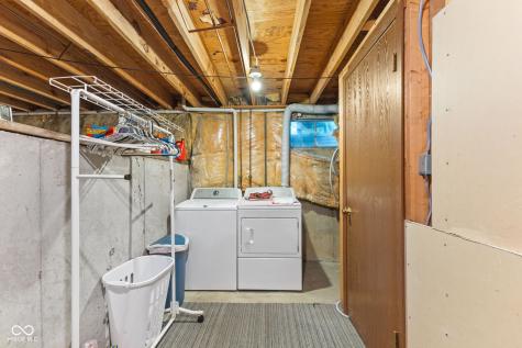 3727 Oil Creek Drive Indianapolis IN 46268