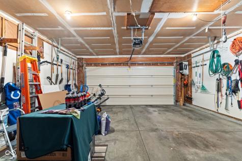 3727 Oil Creek Drive Indianapolis IN 46268
