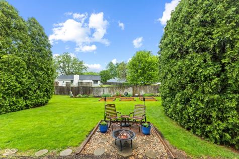 3727 Oil Creek Drive Indianapolis IN 46268