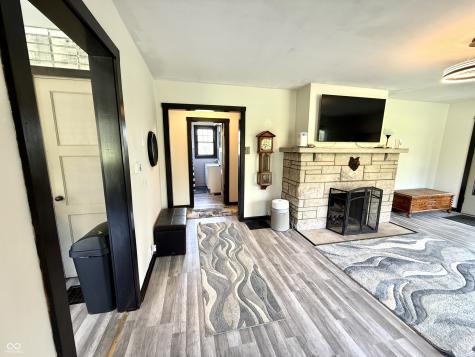 539 E Washington Street Morgantown IN 46160