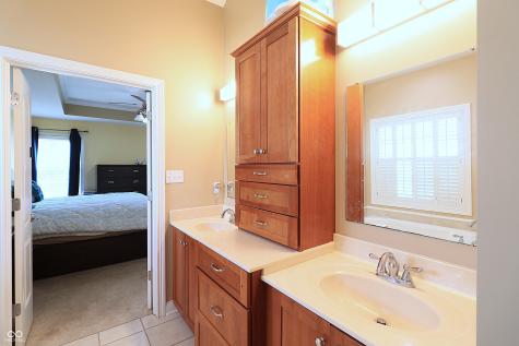 8605 Shamrock Lane Yorktown IN 47396