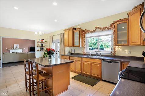 6294 Forest View Court Avon IN 46123