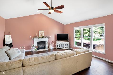 6294 Forest View Court Avon IN 46123