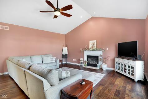 6294 Forest View Court Avon IN 46123