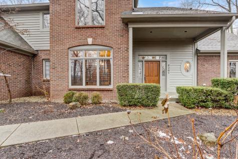 8205 Traders Hollow Court Indianapolis IN 46278