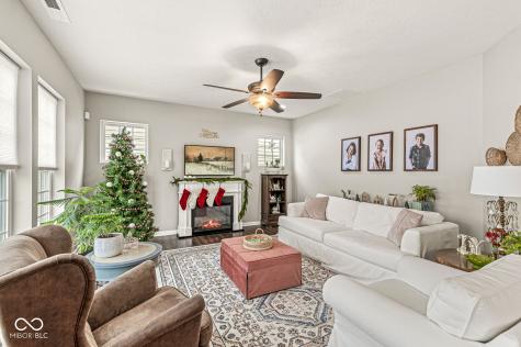 6329 Silver Leaf Drive Zionsville IN 46077
