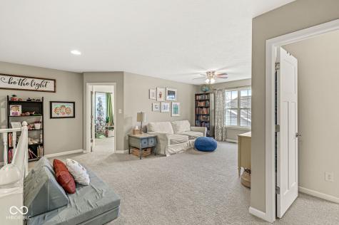 6329 Silver Leaf Drive Zionsville IN 46077