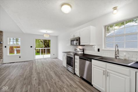 4165 William Avenue Franklin IN 46131