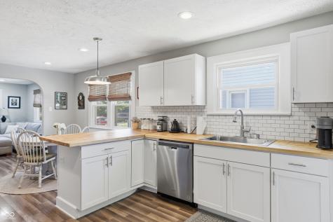 4912 Evanston Avenue Indianapolis IN 46205
