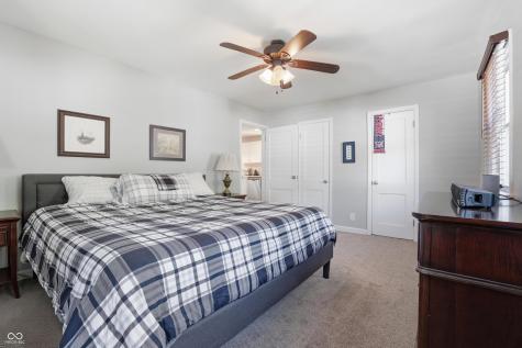 4912 Evanston Avenue Indianapolis IN 46205
