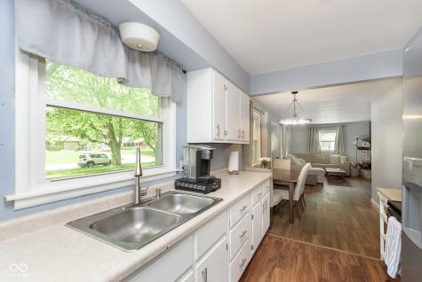 2023 Danbury Drive Indianapolis IN 46231