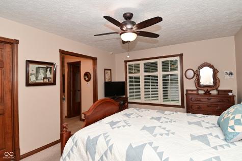 5157 Estes Drive Greenwood IN 46142