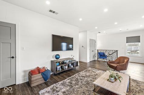 1048 Saint Peter Street Indianapolis IN 46203