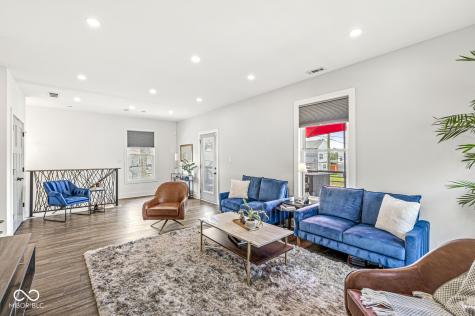 1048 Saint Peter Street Indianapolis IN 46203