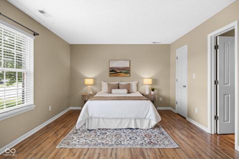 11024 Oakspring Drive Indianapolis IN 46239