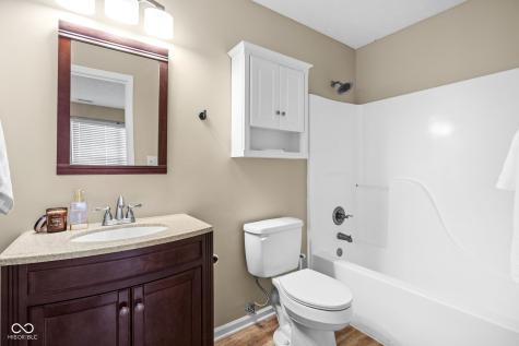 11024 Oakspring Drive Indianapolis IN 46239