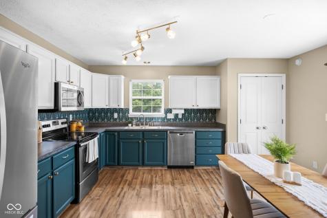 11024 Oakspring Drive Indianapolis IN 46239