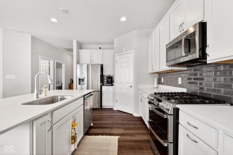 4144 Homestead Drive Whitestown IN 46075