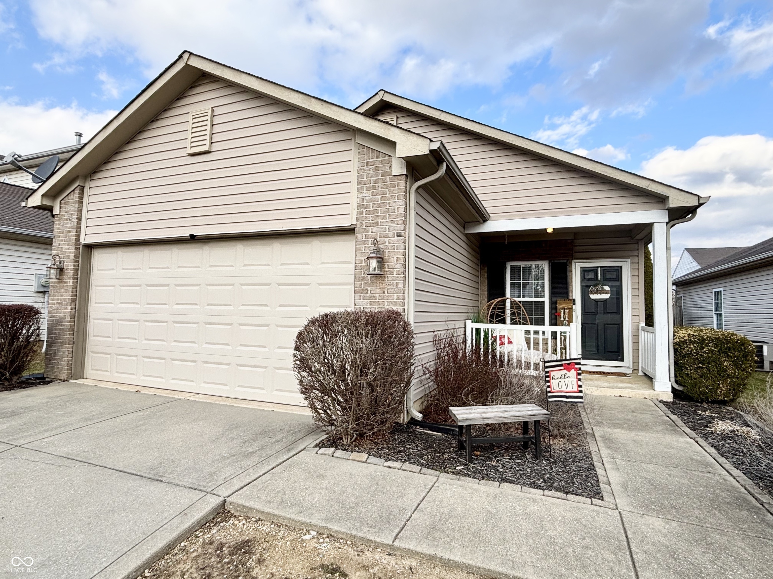 5763 Dollar Forge Drive Indianapolis IN 46221