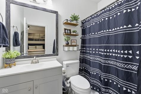 5763 Dollar Forge Drive Indianapolis IN 46221