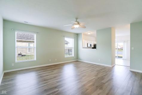 8742 Ballard Lane Indianapolis IN 46239