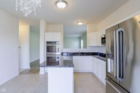 8742 Ballard Lane Indianapolis IN 46239