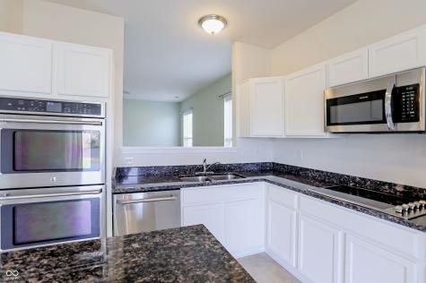 8742 Ballard Lane Indianapolis IN 46239