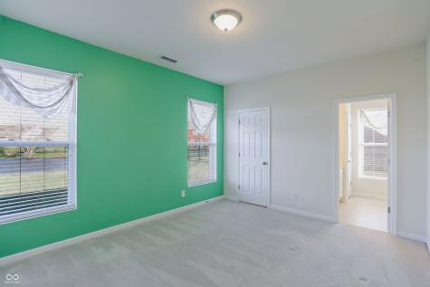 8742 Ballard Lane Indianapolis IN 46239