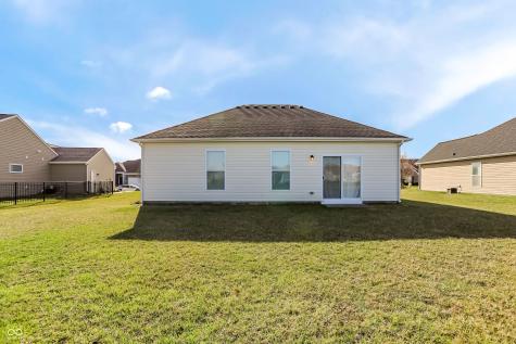 8742 Ballard Lane Indianapolis IN 46239