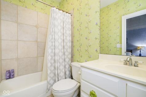 12165 Woods Bay Place Carmel IN 46033