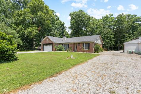 10519 N Antioch Road Mooresville IN 46158