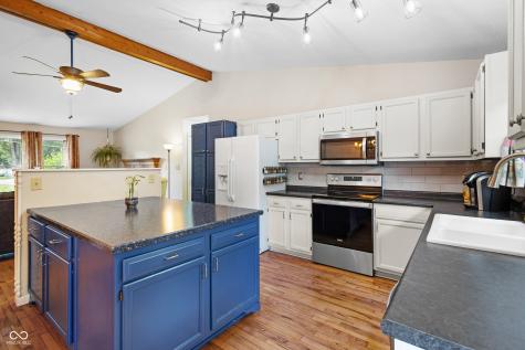 10519 N Antioch Road Mooresville IN 46158