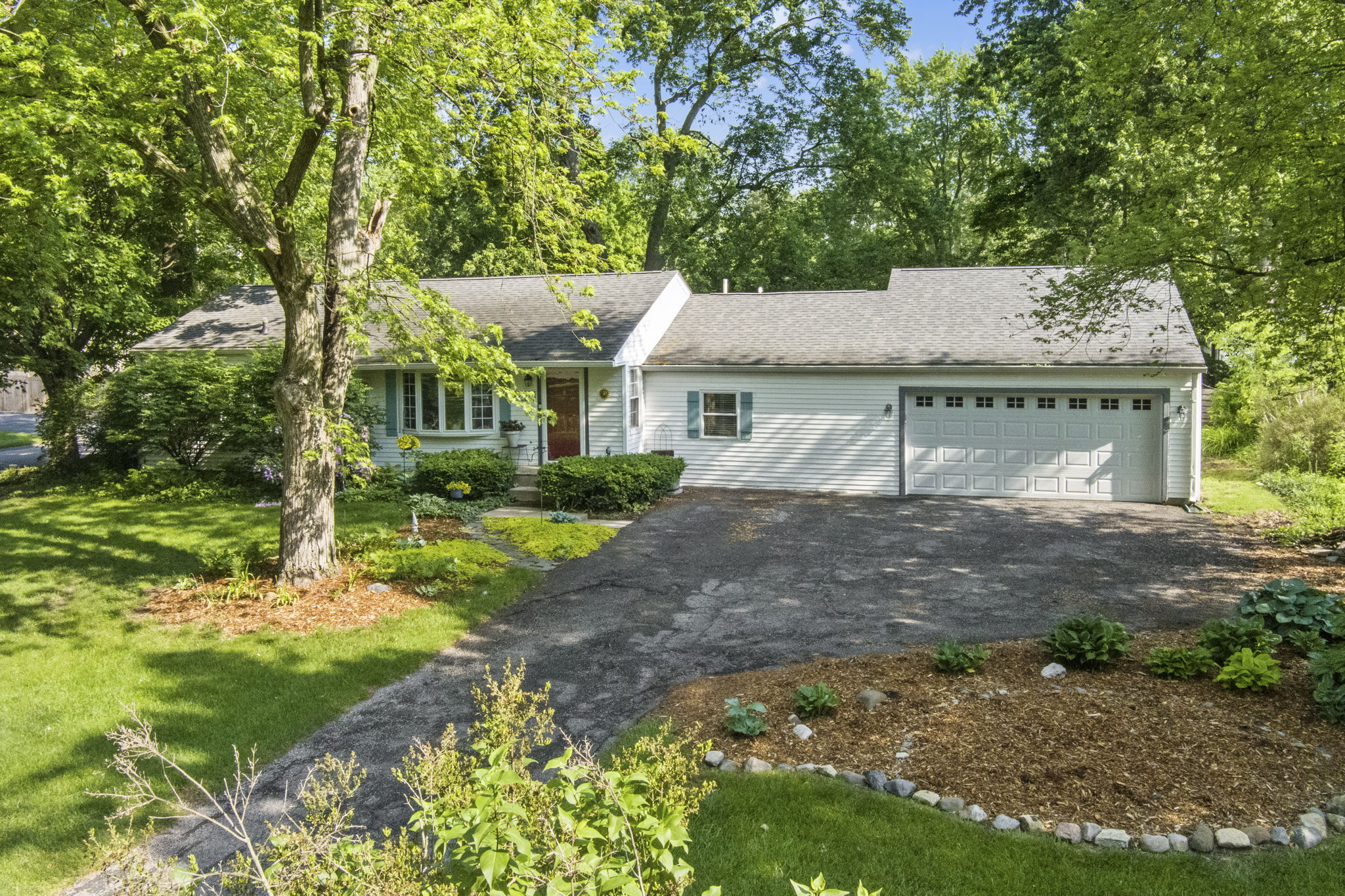 2808 Canterbury Lane Indianapolis IN 46220