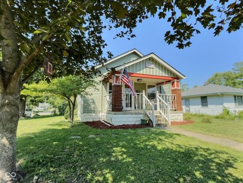 2002 Caldwell Place Columbus IN 47201