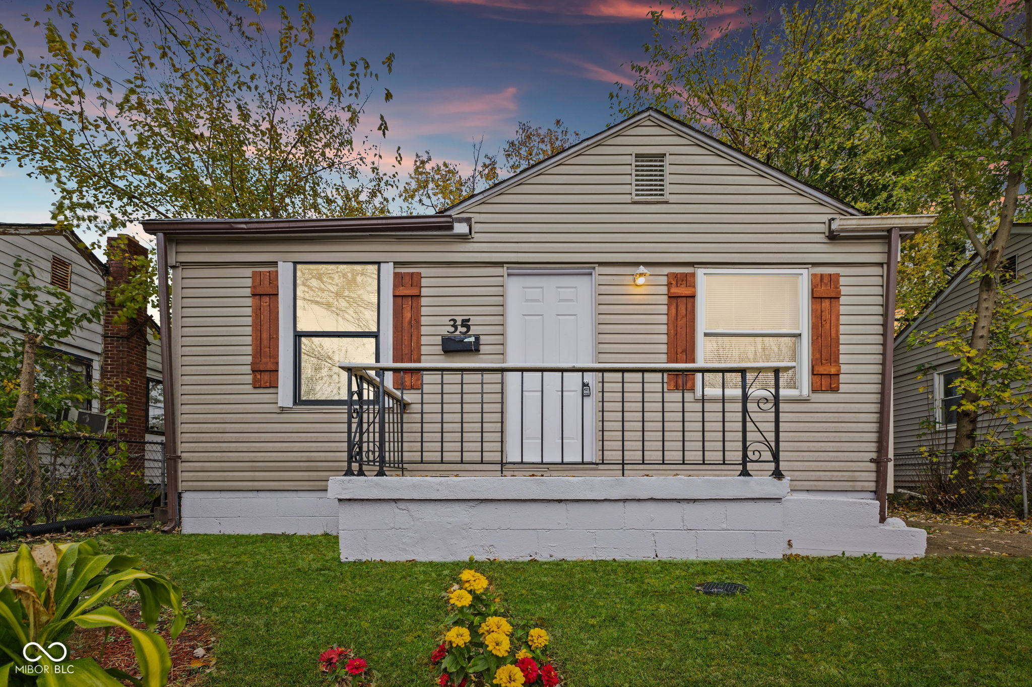 35 N Forest Avenue Indianapolis IN 46201