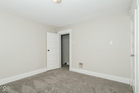 121 N Bradley Avenue Indianapolis IN 46201