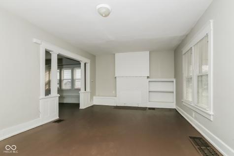 121 N Bradley Avenue Indianapolis IN 46201