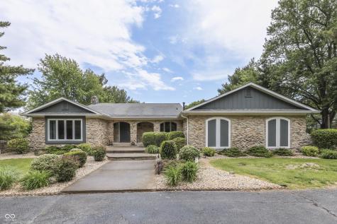 69 E Maple Drive Franklin IN 46131