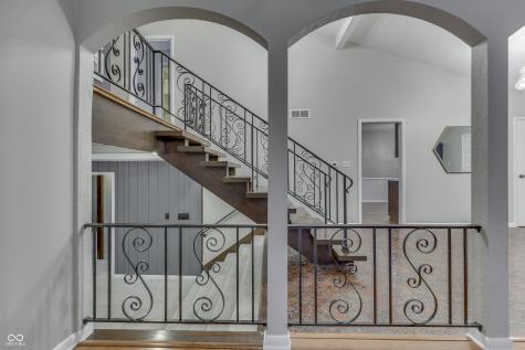 69 E Maple Drive Franklin IN 46131