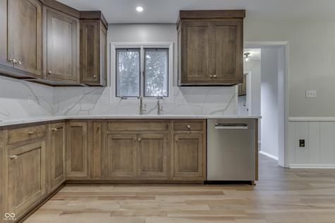 69 E Maple Drive Franklin IN 46131