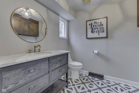 69 E Maple Drive Franklin IN 46131
