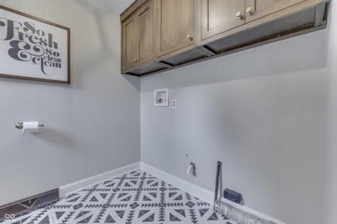 69 E Maple Drive Franklin IN 46131