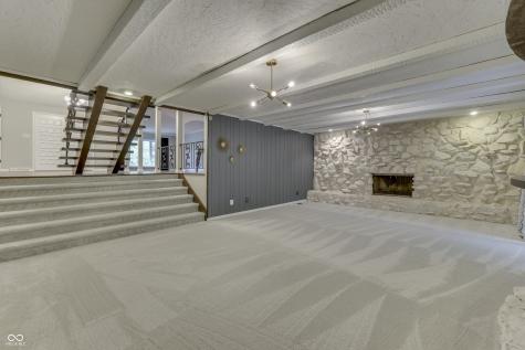 69 E Maple Drive Franklin IN 46131