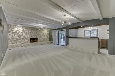 69 E Maple Drive Franklin IN 46131
