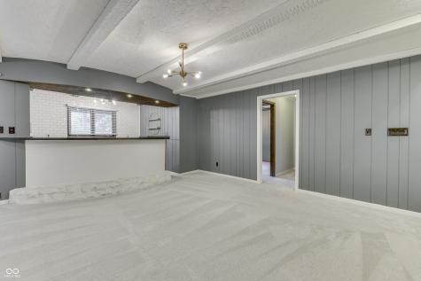 69 E Maple Drive Franklin IN 46131